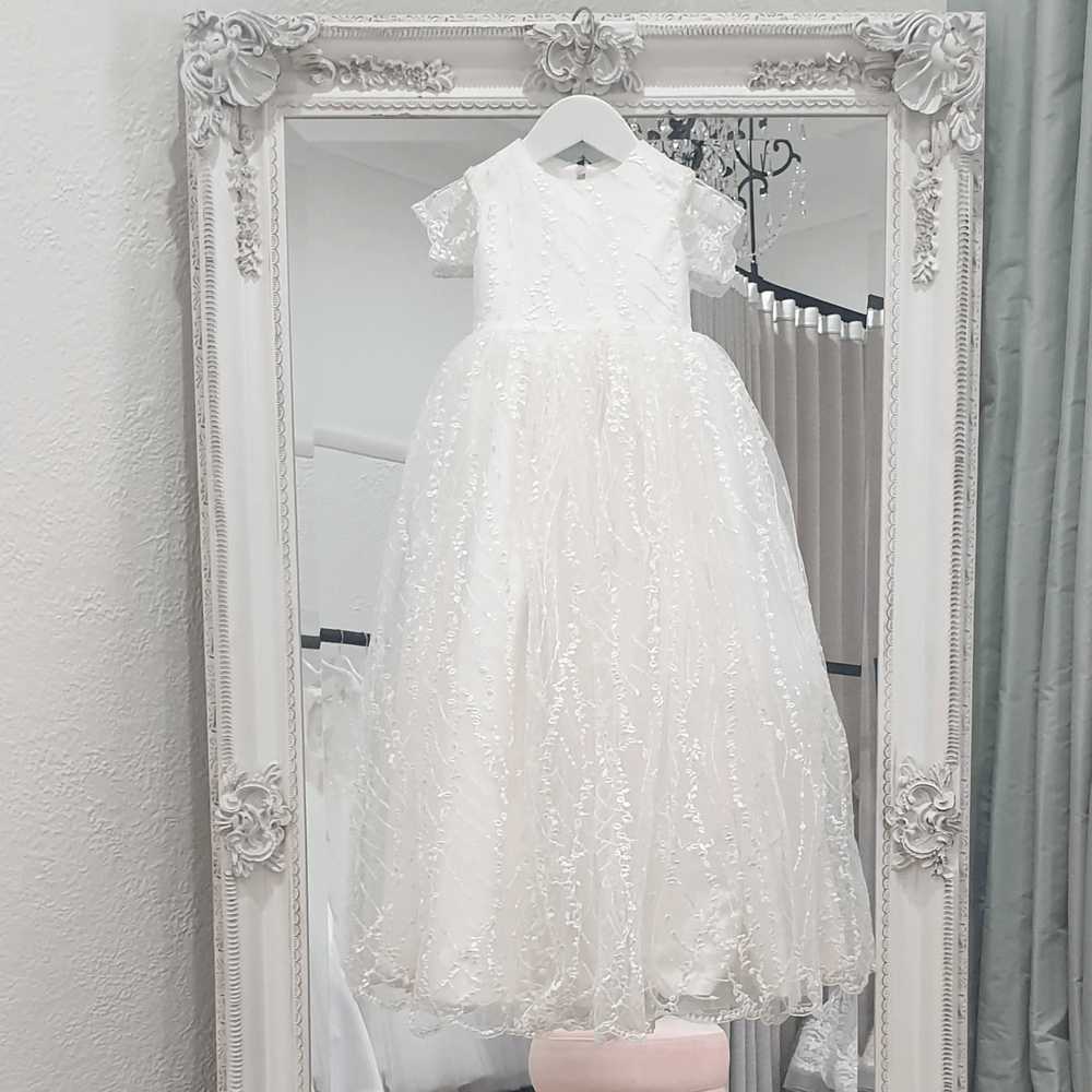 Beautiful christening gowns in Melbourne