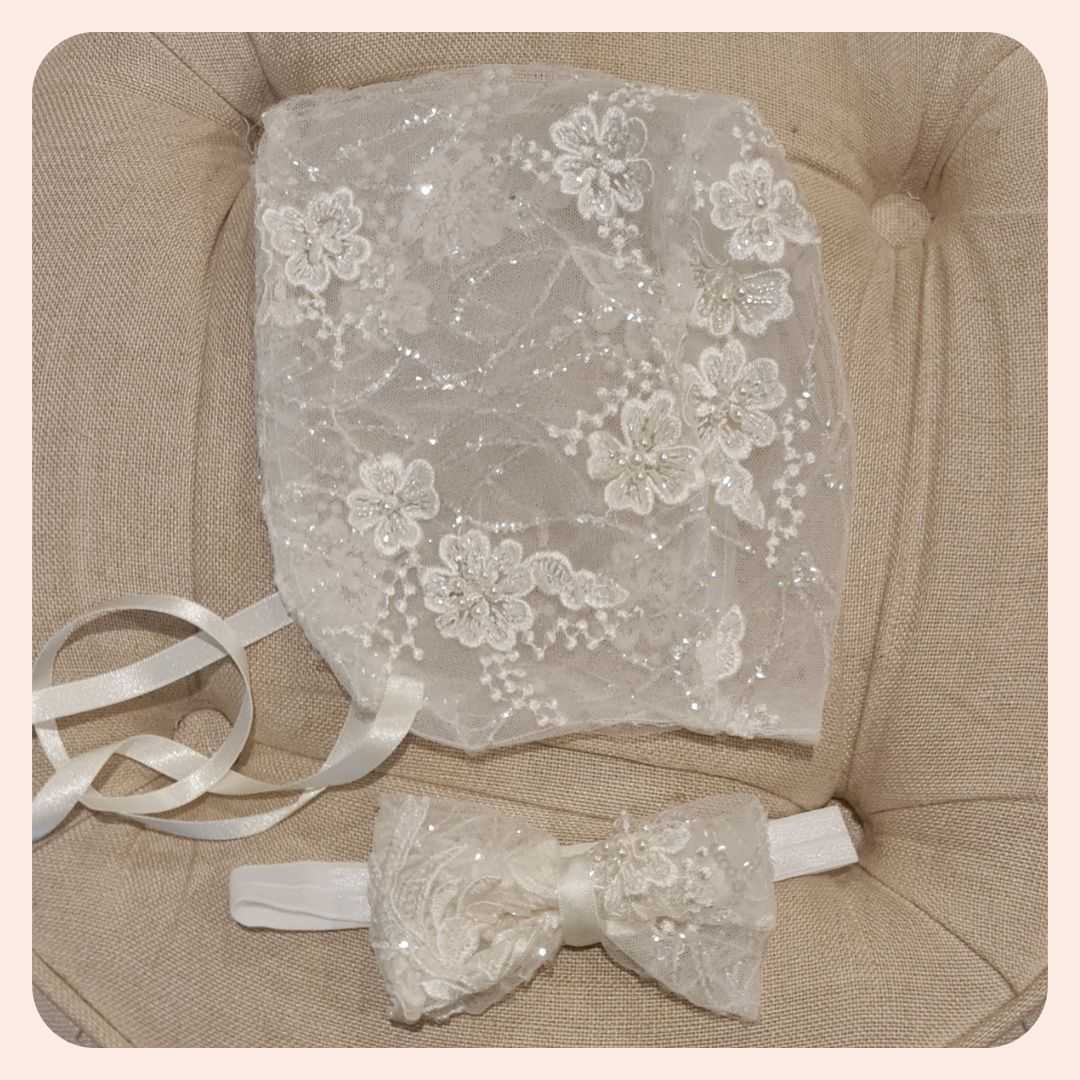 Load image into Gallery viewer, ivory Lace Beaded girls baprism Bonnet adn headband

