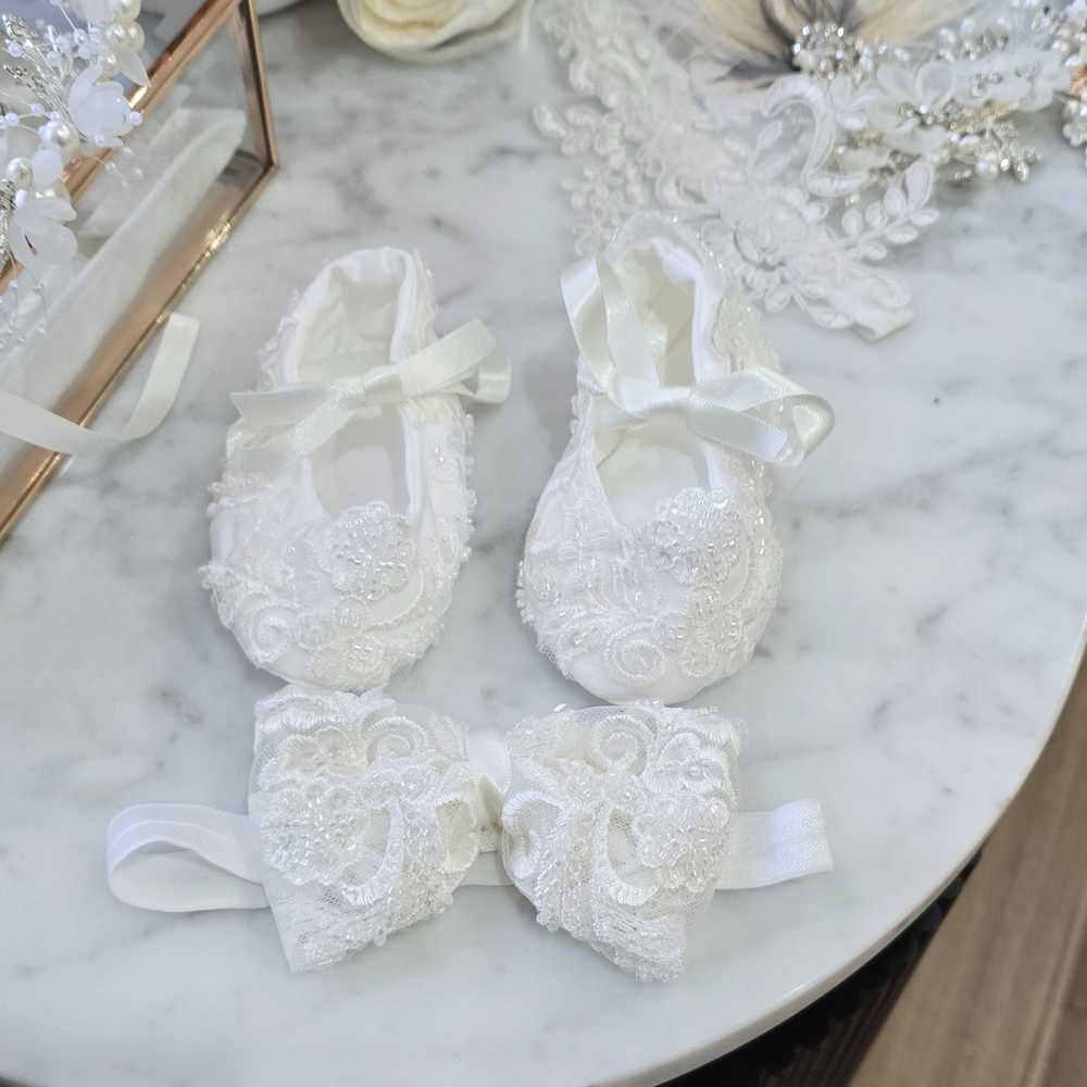 Sophia lace baptism accessories