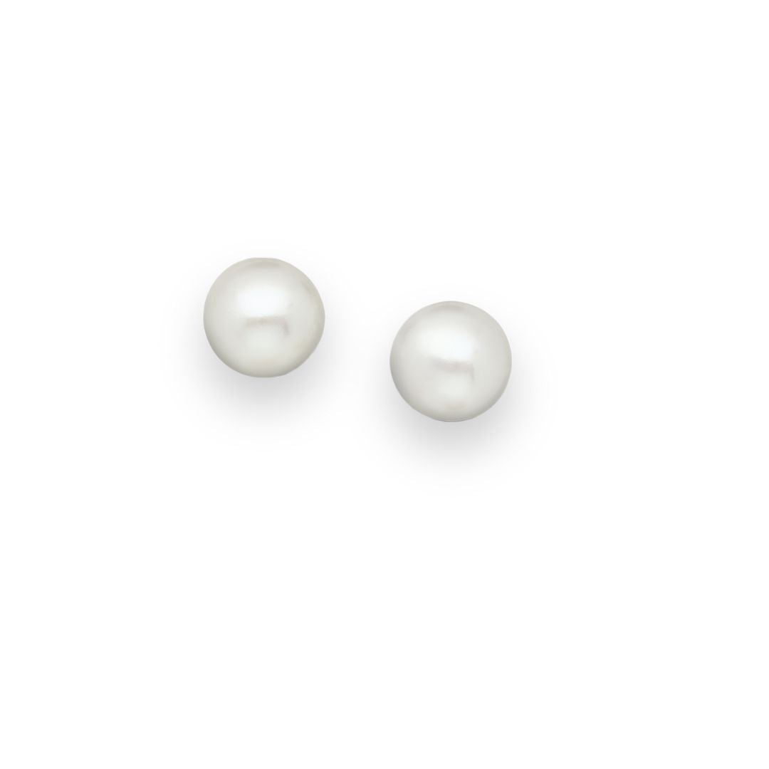 Load image into Gallery viewer, Classic freshwater Pearl Earrings
