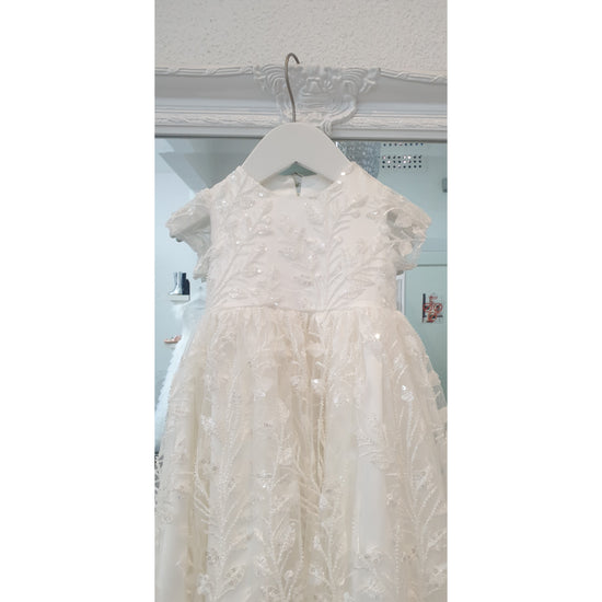 Affordable quality christening gowns