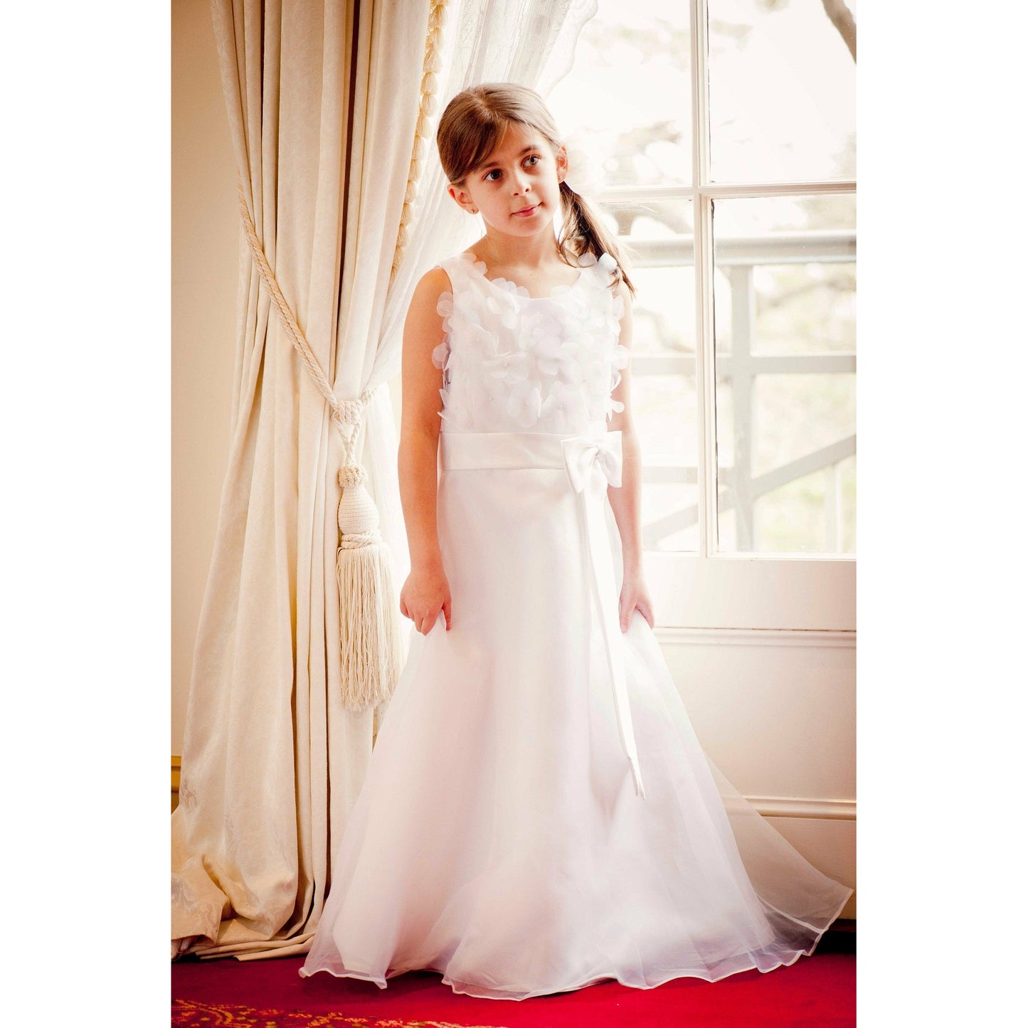 Load image into Gallery viewer, lace white communion dress
